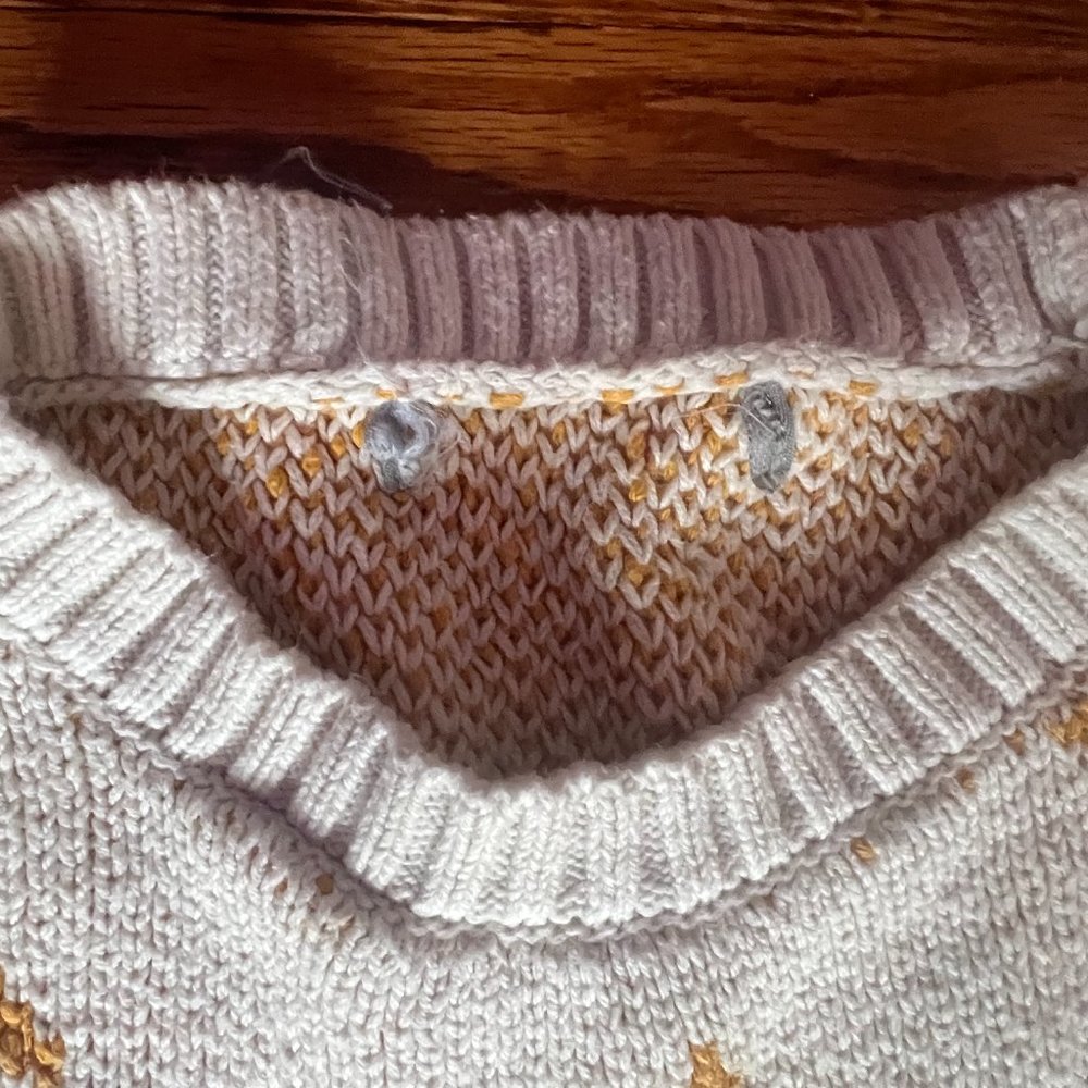 Star Sweater - Picture 6 of 8